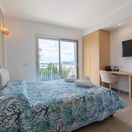 Antares Rooms And Suites 올비아 외부 사진
