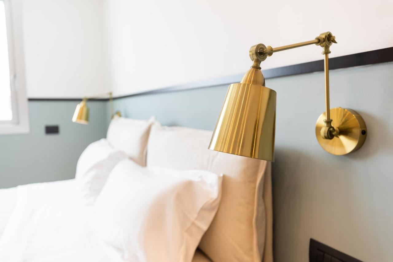 Antares Rooms And Suites 올비아 외부 사진
