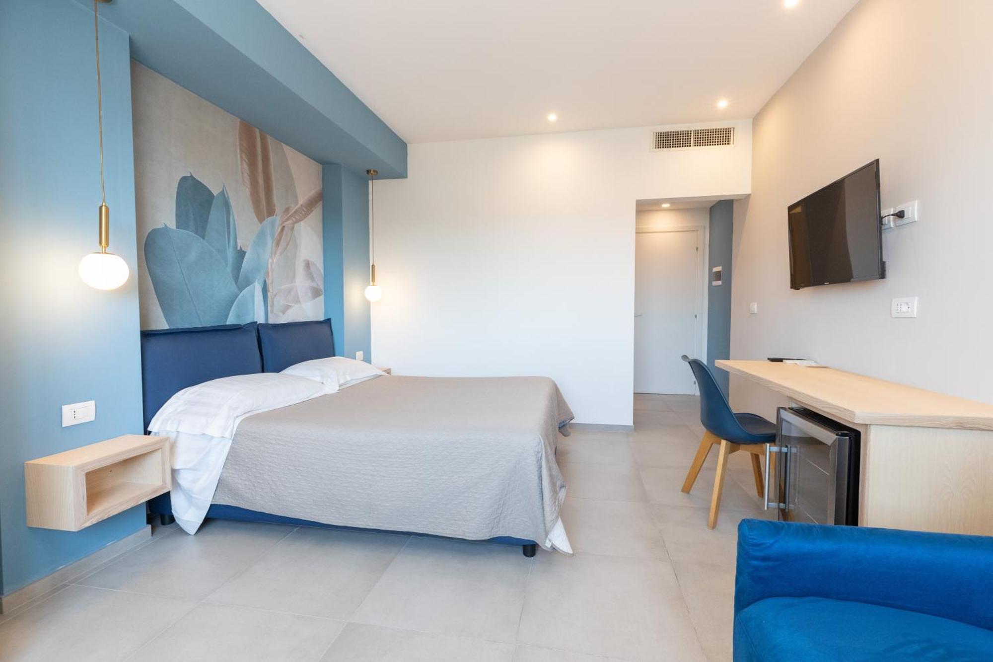 Antares Rooms And Suites 올비아 외부 사진