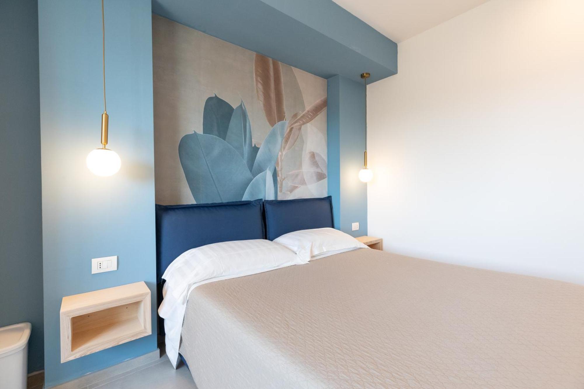 Antares Rooms And Suites 올비아 외부 사진